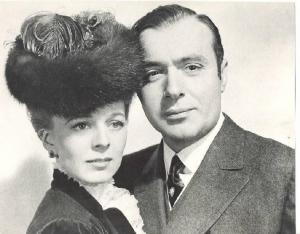 Scena del film "Gli amanti" - regia Robert Stevenson - 1941 - attori Charles Boyer e Margaret Sullavan
