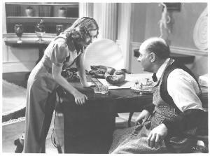 Scena del film "Pronto per due" - regia Alfred Santell - 1937 - attrice Barbara Stanwyck