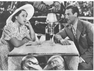 Scena del film "Valzer champagne" - regia A. Edward Sutherland - 1937 - attori Gladys Swarthout e Fritz Leiber