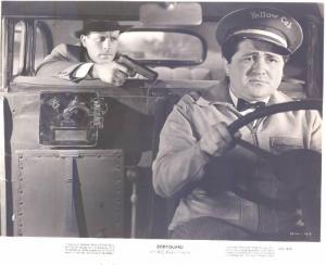 Scena del film "Squadra mobile 61" - regia Richard Fleischer - 1948 - attore Phillip Reed