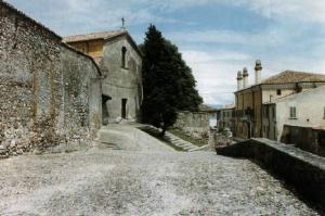Volta Mantovana - fortificazioni - chiesa - case