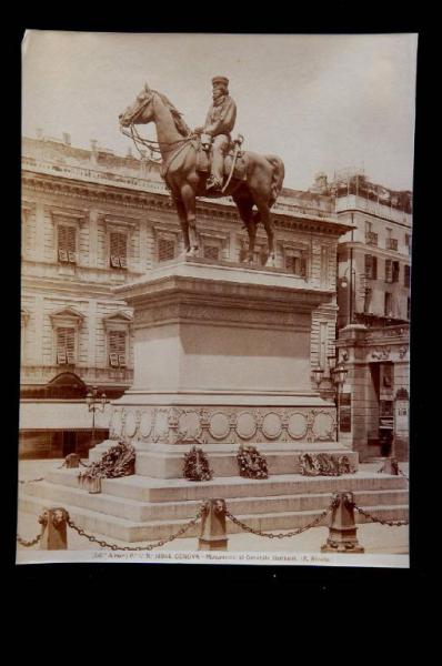 Genova - Piazza De Ferrari - Monumento a Giuseppe Garibaldi - Augusto Rivalta / Risorgimento italiano