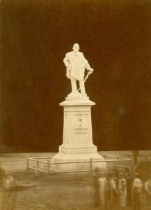 Gallarate - Piazza Giuseppe Garibaldi - Monumento a Giuseppe Garibaldi - Francesco Confalonieri / Risorgimento italiano