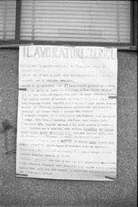 Occupazione della Fondazione Lerici: sul muro dell'edificio in cui ha sede la fondazione è stato appeso un cartello che descrive le motivazioni che hanno portato i lavoratori della Lerici all'occupazione dell'istituto