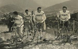 Ciclismo - Ercole Baldini - Giro di Lombardia 1960 - In allenamento con Giorgio Tinazzi,  Aurelio Cestari e Oreste Magni
