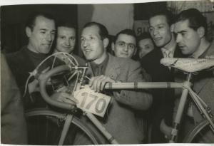 Ciclismo - Gino Bartali - Milano - Corsa Milano-Sanremo 1950 - Punzonatura