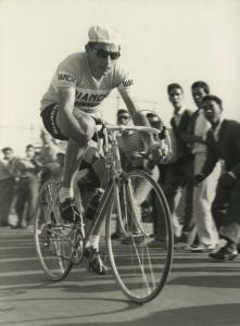 Ciclismo - Fausto Coppi - In azione durante una gara