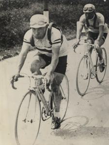 Ciclismo - Costante Girardengo - In azione durante una gara
