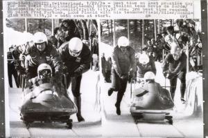 Sport invernali - Bob a quattro maschile - Sankt Moritz (Svizzera) - Campionati mondiali di bob 1970 - Le partenze della squadra statunitense e di quella italiana a confronto