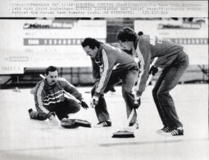 Sport invernali - Curling maschile - Copenhagen (Danimarca) - Campionati europei di curling 1986 - Incontro Svizzera-Danimarca - Fritz Luchsinger, Felix Luchsinger e Daniel Streiff in azione