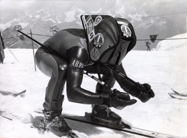 Sport invernali - Sci di velocità - Plateau Rosa-Breuil-Cervinia - Chilometro lanciato 1973 - Silvano Ronde alla partenza