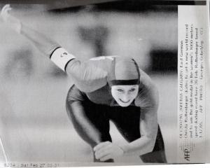 Sport invernali - Pattinaggio di velocità su ghiaccio femminile - Calgary (Canada) - Giochi della XV Olimpiade invernale 1988 - Gara 1000 m - Christa Rothenburger in azione