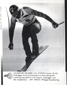 Sport invernali - Sci alpino - Discesa libera maschile - Val d'Isère (Francia) - Coppa del mondo di sci alpino 1988 - Pirmin Zurbriggen in azione
