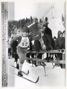 Sport invernali - Sci di fondo maschile - Oslo (Norvegia) - Campionati mondiali di sci nordico 1966 - Gara 30 km - Franco Nones in azione