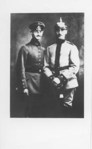 Germania - Ritratto di coppia: i fratelli Herbert e Otto Frank in uniforme