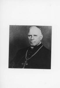 Ritratto maschile: Clemens August von Galen, cardinale e vescovo cattolico tedesco antinazista - Abito talare, croce