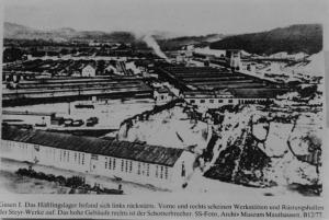 Nazismo - Austria, Langenstein - Campo di concentramento di Gusen I (sottocampo di Mauthausen) - Veduta dall'alto dopo la liberazione: baracche