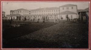 Milano - Pio Istituto dei Sordi in via Prinetti - Palazzo - Facciata interna - Prato, orto