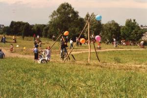 Sesto San Giovanni - Parco Nord, settore Montagnetta - Evento: Festa del Parco - Gara a ostacoli in bicicletta per bambini - Palloncini