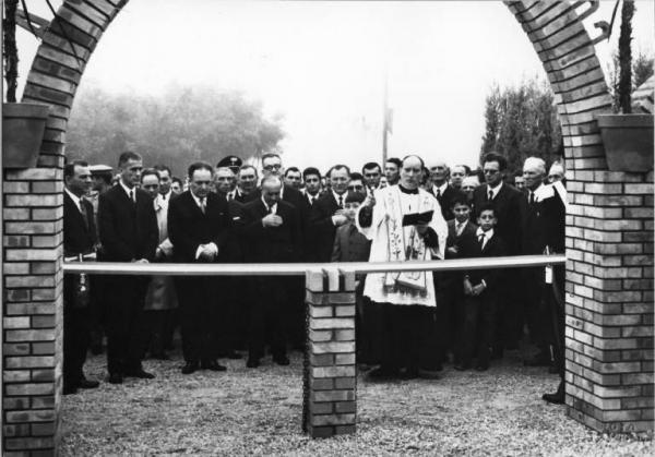 Mostra Vivai - 1967 - Inaugurazione - Canneto sull'Oglio - Via Roma - Campo Fiera - Onorevole Ferdinando Truzzi - Onorevole Cesare Baroni