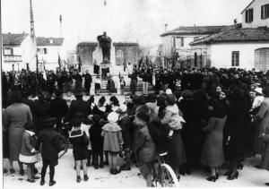 Seconda Guerra Mondiale - Cerimonia Caduti - Canneto sull'Oglio - Piazza Vittorio Emanuele II - Monumento Caduti Prima Guerra Mondiale