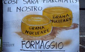 Manifestazione contro la possibile installazione di una centrale elettronucleare 1983 - Viadana - Via Alessandro Manzoni - Cartello