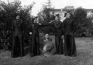 Carnevale 1937 - Viadana - Ritratto di gruppo maschile