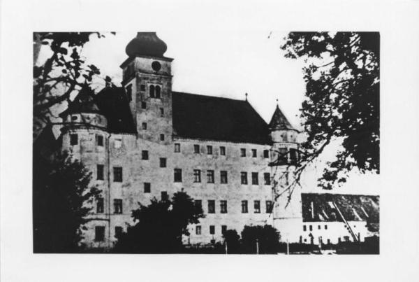 Austria, Alkoven - Castello di Hartheim (centro di eutanasia) - Campo di stermino - Nazismo - Facciata