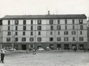 Milano - Quartiere Dergano - Via Conte Verde - Cooperativa Edificatrice Dergano - Circolo Rinascimento - Partito Socialista Italiano