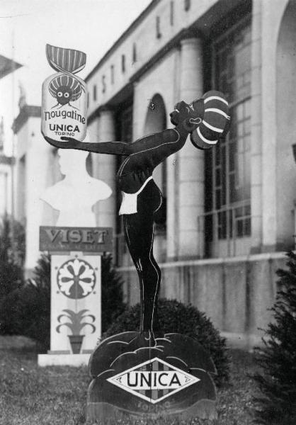 Fiera di Milano - Campionaria 1931 - Sagoma pubblicitaria della nougatine Unica
