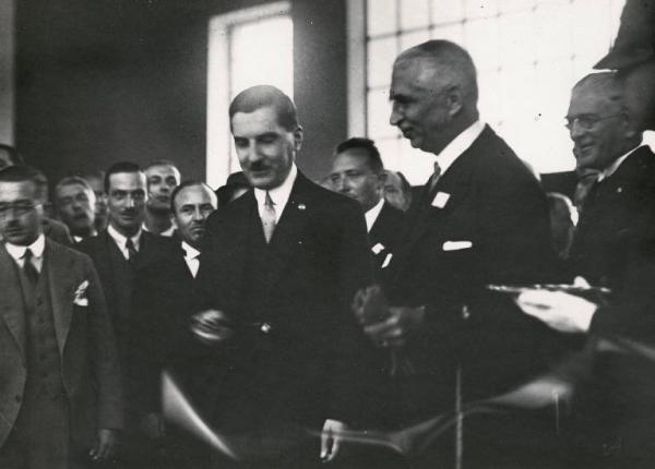 Fiera di Milano - Esposizione internazionale di fonderia 1931 - Visita del sottosegretario alle corporazioni Emanuele Trigona in occasione della inaugurazione