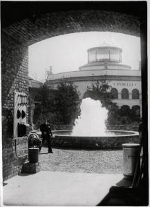 Fiera di Milano - Campionaria 1931 - Fontana davanti al padiglione dell'agricoltura