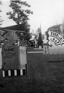 Fiera di Milano - Campionaria 1931 - Cartelloni e sagome pubblicitarie