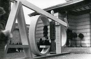 Fiera di Milano - Campionaria 1933 - Insegna pubblicitaria AGIP