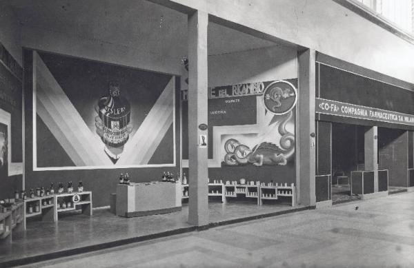 Fiera di Milano - Campionaria 1934 - Padiglione delle industrie chimiche - Stand della ferro-china Bisleri