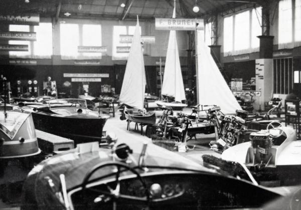 Fiera di Milano - Campionaria 1934 - Salone della motonautica e della nautica