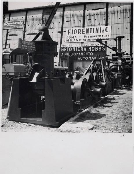 Fiera di Milano - Campionaria 1935 - Settore dell'edilizia - Stand della ditta Fiorentini & C.