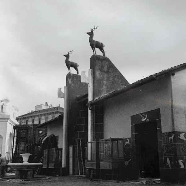 Fiera di Milano - Campionaria 1935 - Casa di caccia (Federazione nazionale fascista cacciatori italiani) - Lavori di allestimento esterno