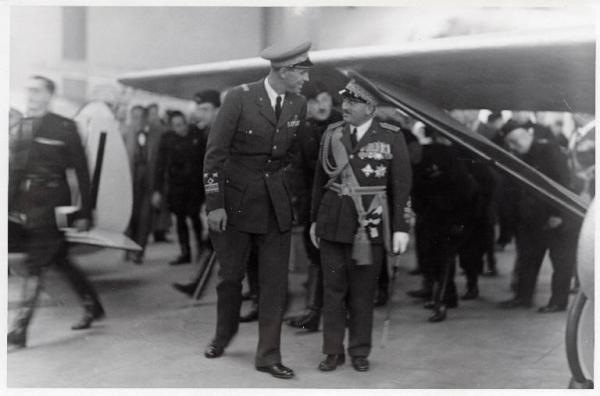 Fiera di Milano - Salone internazionale aeronautico 1935 - Visita del duca d'Aosta Amedeo di Savoia in occasione dell'inaugurazione