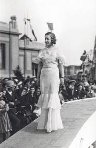 Fiera di Milano - Campionaria 1934 - Sfilata di moda della Italrayon