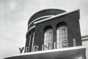Fiera di Milano - Campionaria 1934 - Padiglione di colori e vernici - Particolare della facciata con insegna