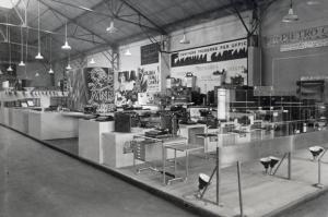 Fiera di Milano - Campionaria 1934 - Padiglione delle forniture d'ufficio - Sala interna