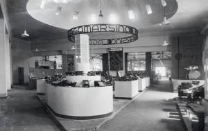 Fiera di Milano - Campionaria 1934 - Padiglione delle forniture d'ufficio - Sala interna