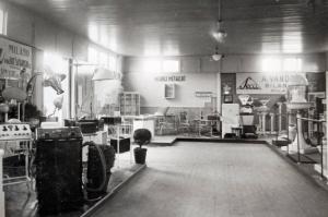 Fiera di Milano - Campionaria 1934 - Padiglione della Mostra sanitaria - Sala interna