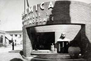 Fiera di Milano - Campionaria 1934 - Chiosco "Litoceramica" della Piccinelli ceramiche Soc. An.