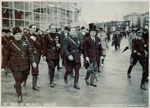 Fiera di Milano - Campionaria 1935 - Visita del ministro dell'agricoltura e foreste Edmondo Rossoni