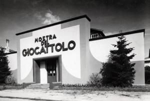 Fiera di Milano - Campionaria 1935 - Padiglione della Mostra del giocattolo - Esterno