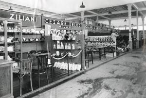Fiera di Milano - Campionaria 1935 - Padiglione della Mostra del giocattolo - Sala interna