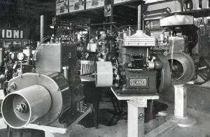 Fiera di Milano - Campionaria 1935 - Padiglione della meccanica - Stand di motori Slanzi