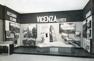 Fiera di Milano - Campionaria 1935 - Padiglione del turismo - Stand